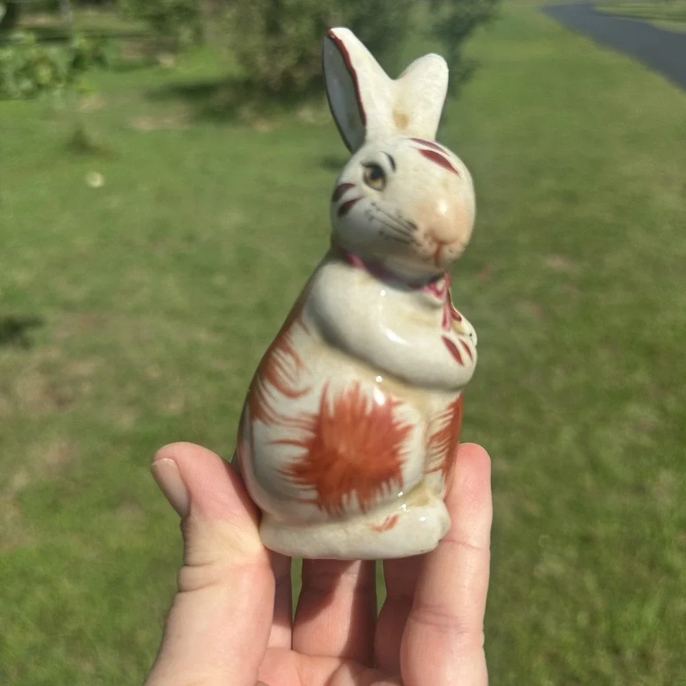 Staffordshire Style Bunny Rabbit Small Porcelain Figurine 4
